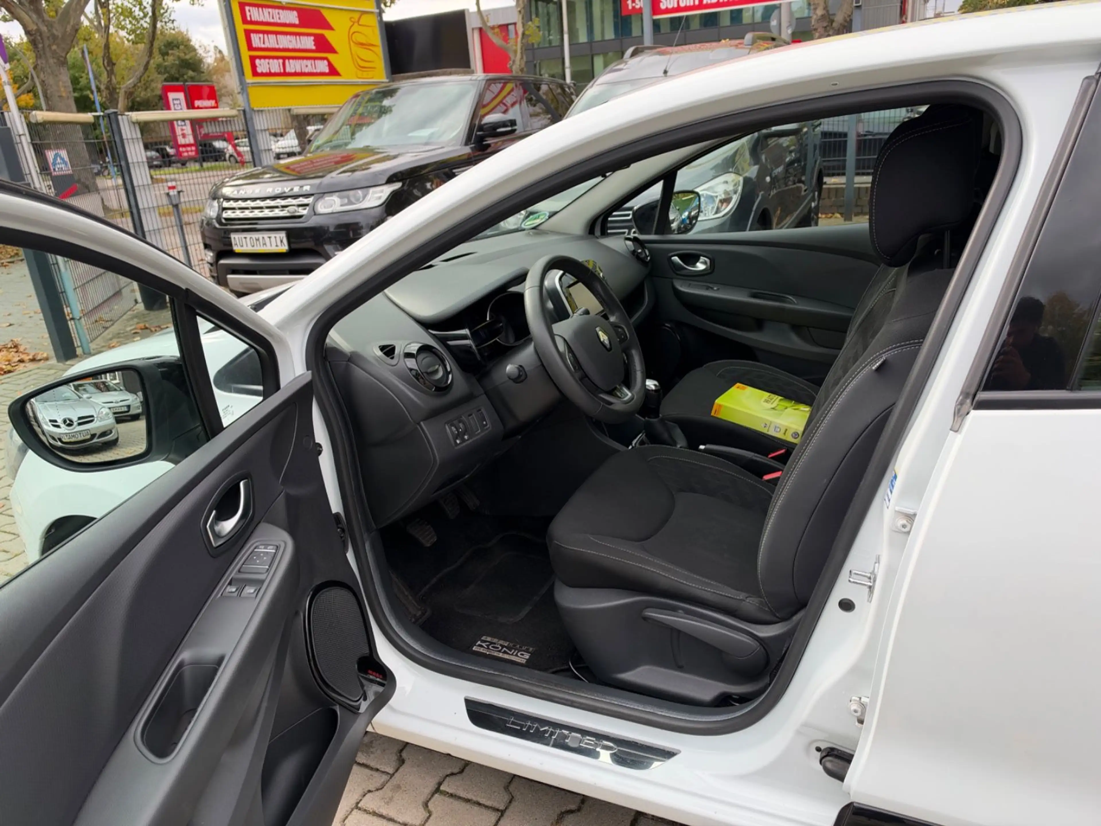 Renault Clio IV Limited 1.HANF *WENIG KM* — photo 7