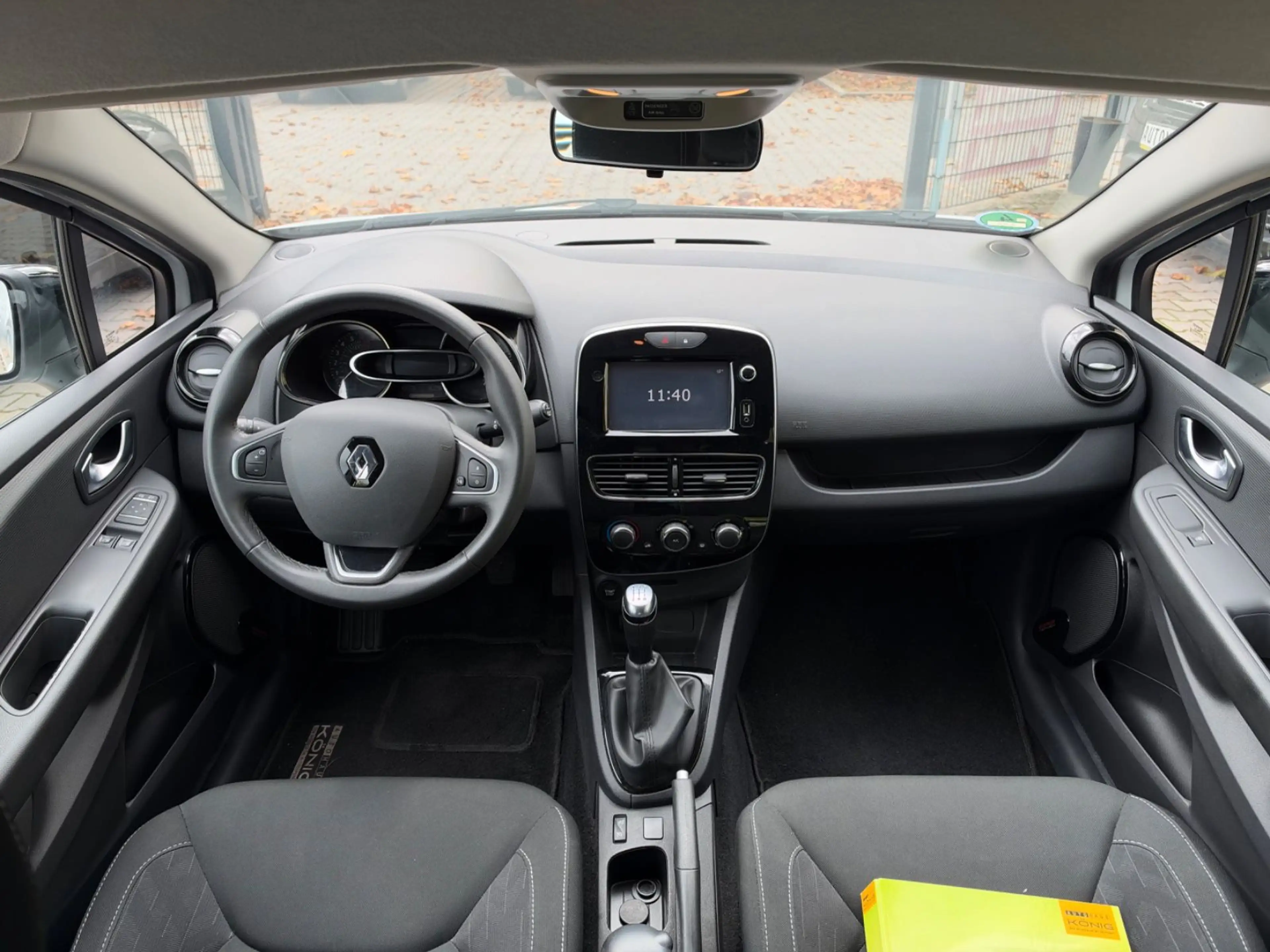 Renault Clio IV Limited 1.HANF *WENIG KM* — photo 15