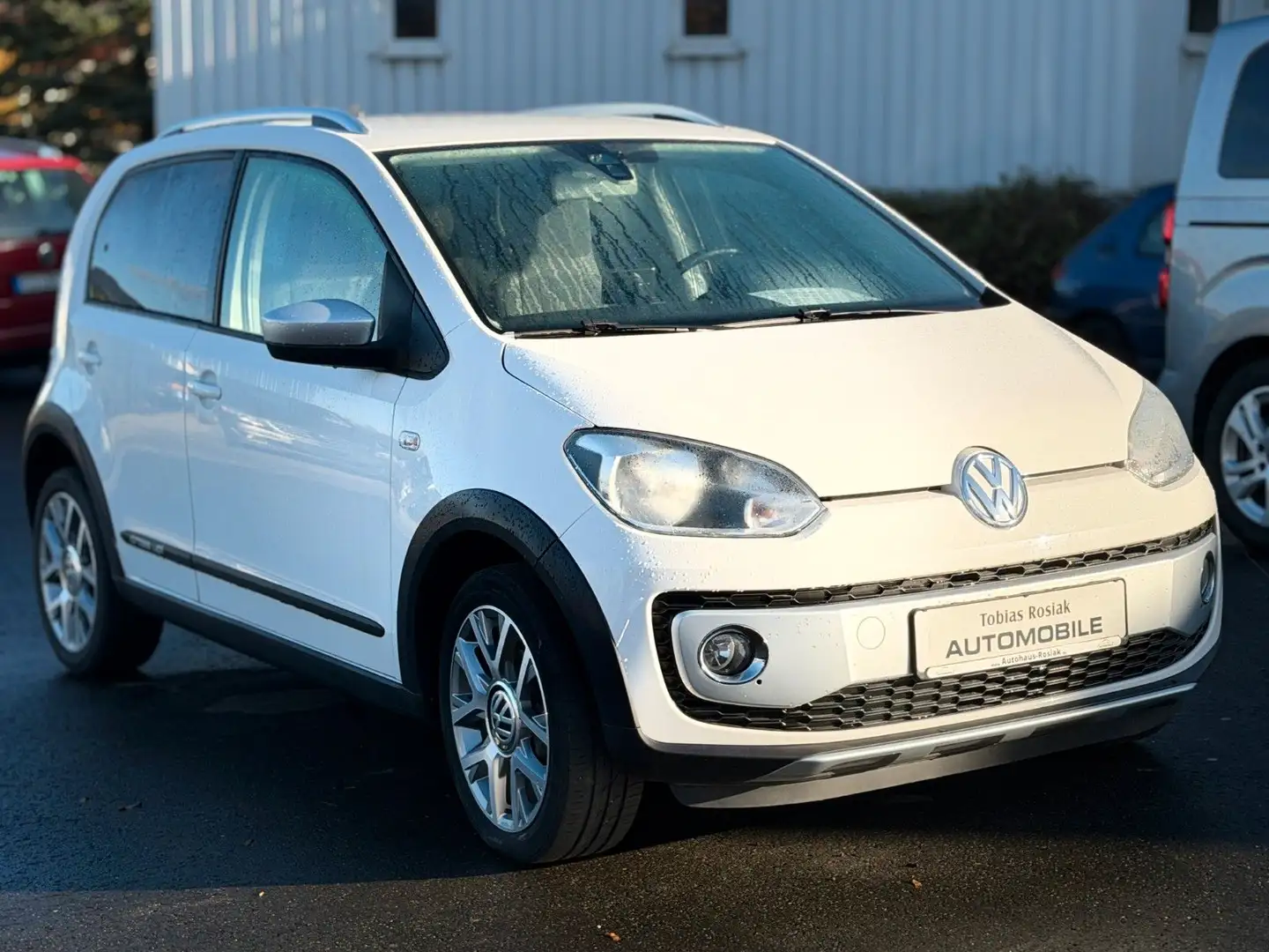 Volkswagen up! Up! cross* Blanc - 2
