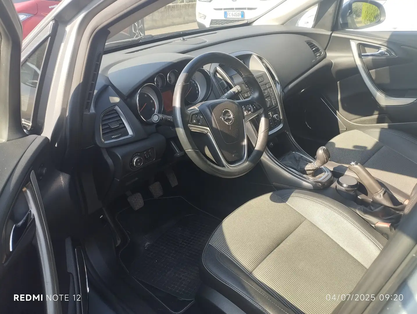 Opel Astra 5p 1.7 CDTi Cosmo 110cv - 2