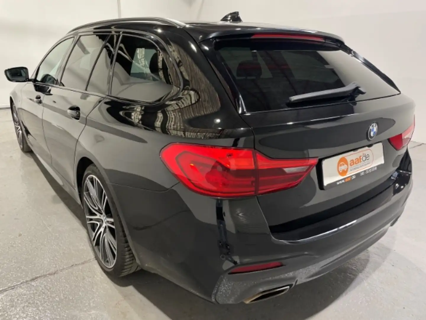 BMW 540 xDrive M Sport Automatik Leder ACC Navi HUD Nachts crna - 2