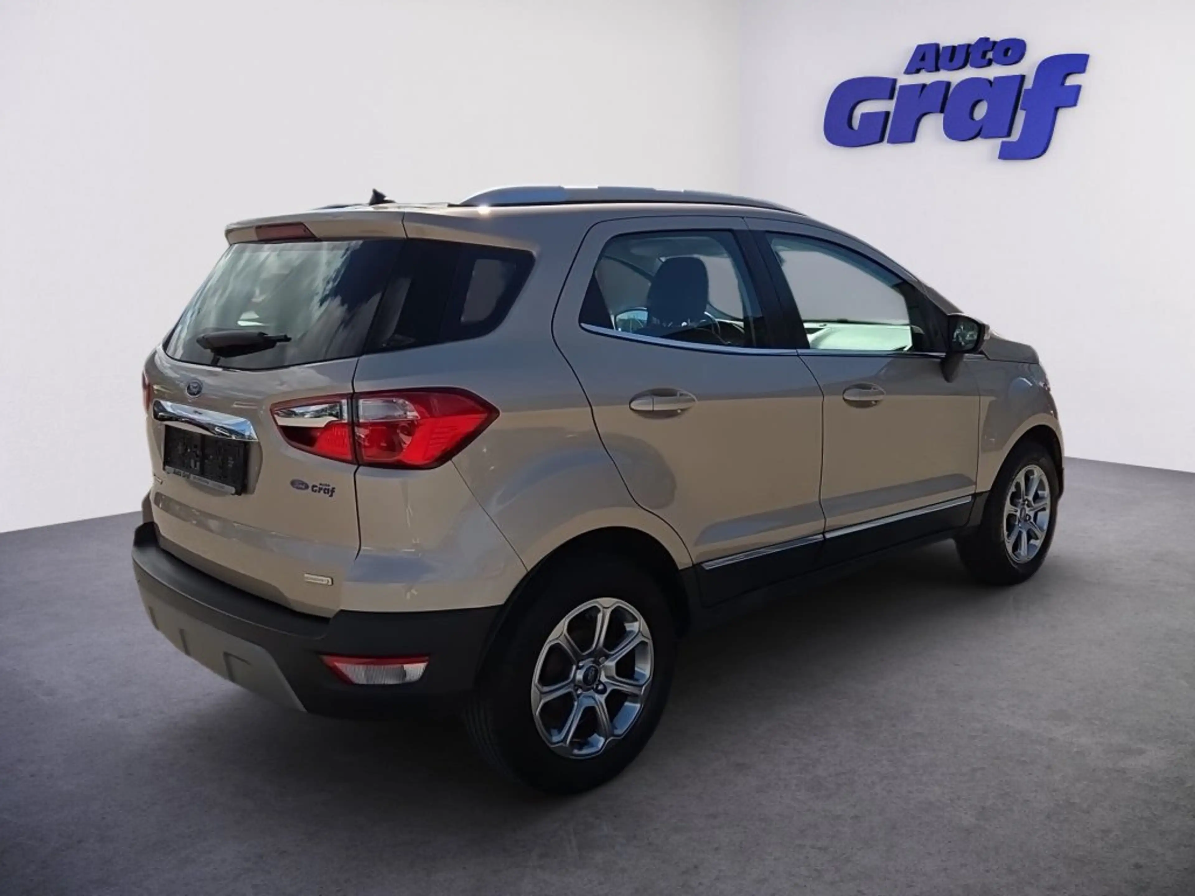 Ford EcoSport 1,0 EcoBoost Titanium — photo 4