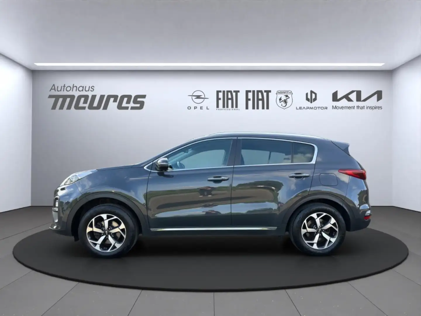 Kia Sportage Dream Team 1.6 GDI Leder e-Sitze Navi Klimaautom N Grau - 2