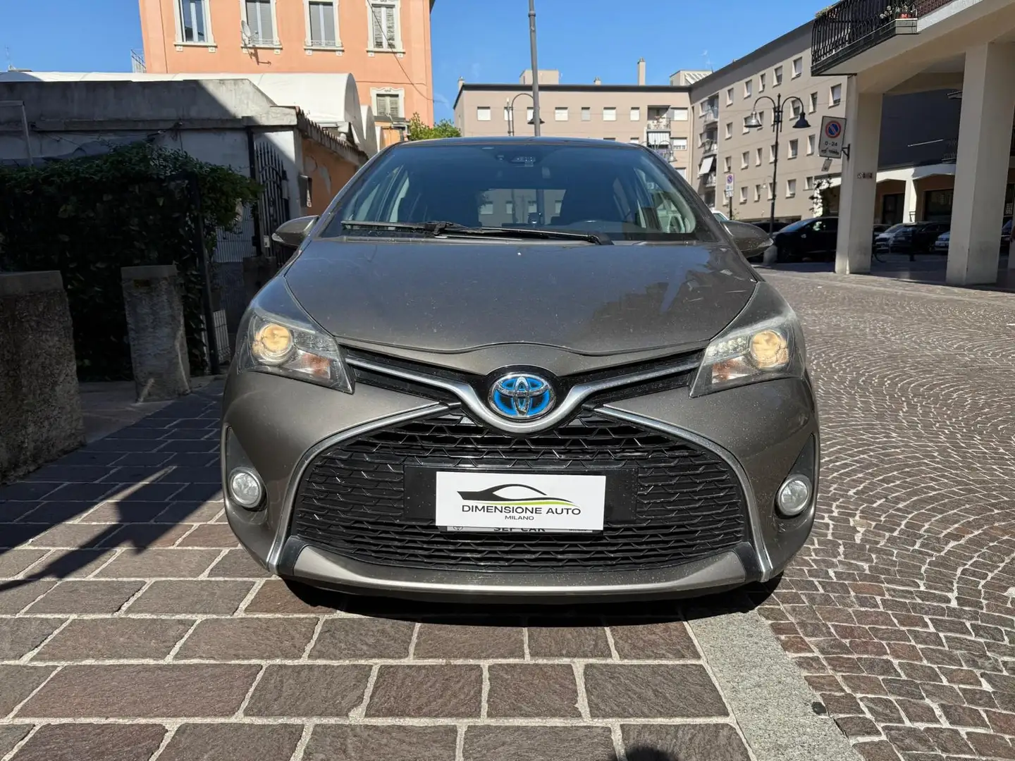 Toyota Yaris Yaris 5p 1.5h Style my16 Grigio - 2