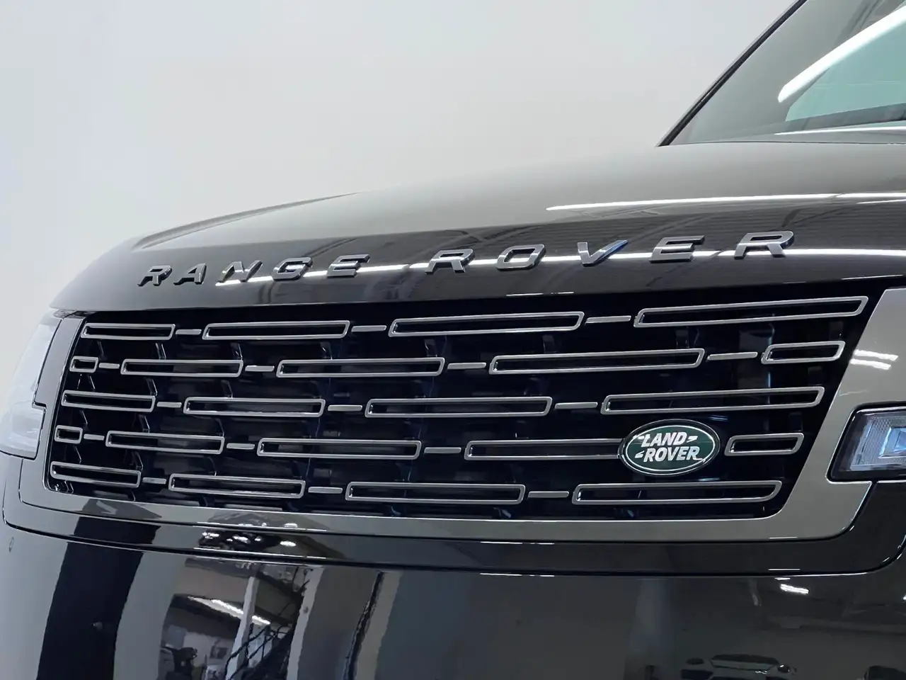 Land Rover Range Rover снимка Land Rover Range Rover