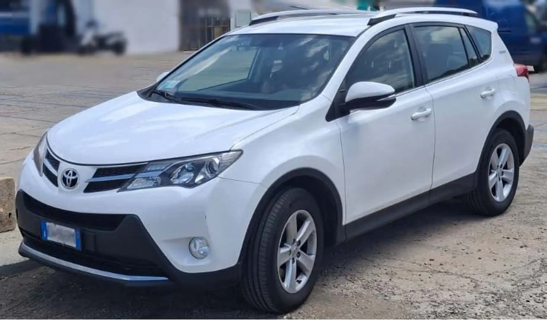 Toyota RAV 4 Rav4 IV 2013 Rav4 2.0 d-4d Active 2wd 124cv mt Bianco - 1