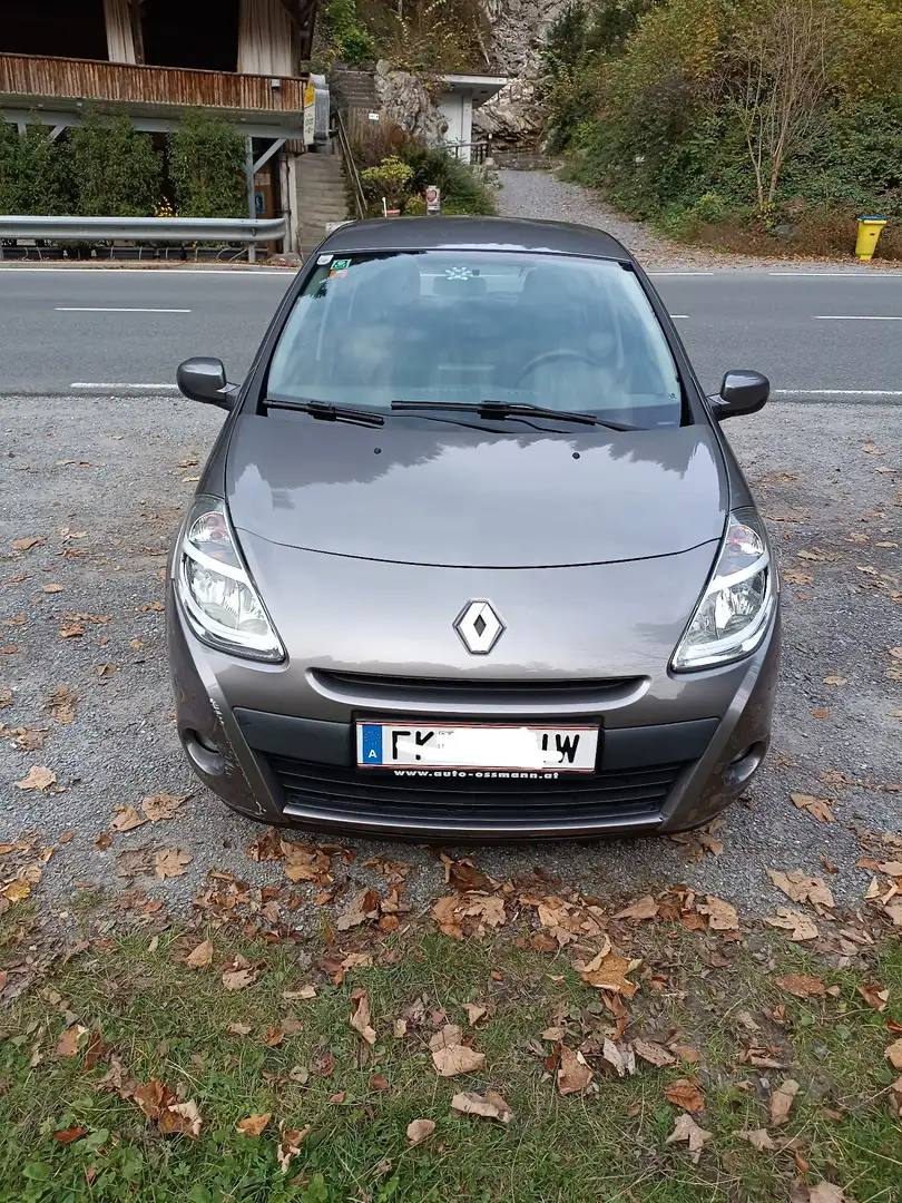 Renault Clio - 1