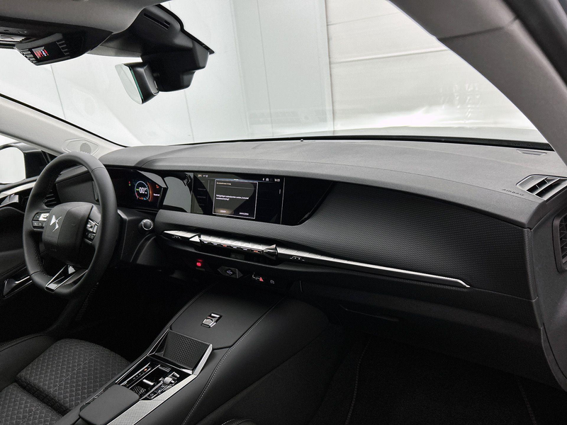 DS Automobiles DS 4 No E-Tense Ligne Business Comfort Pack 58.3 kWh | — photo 12