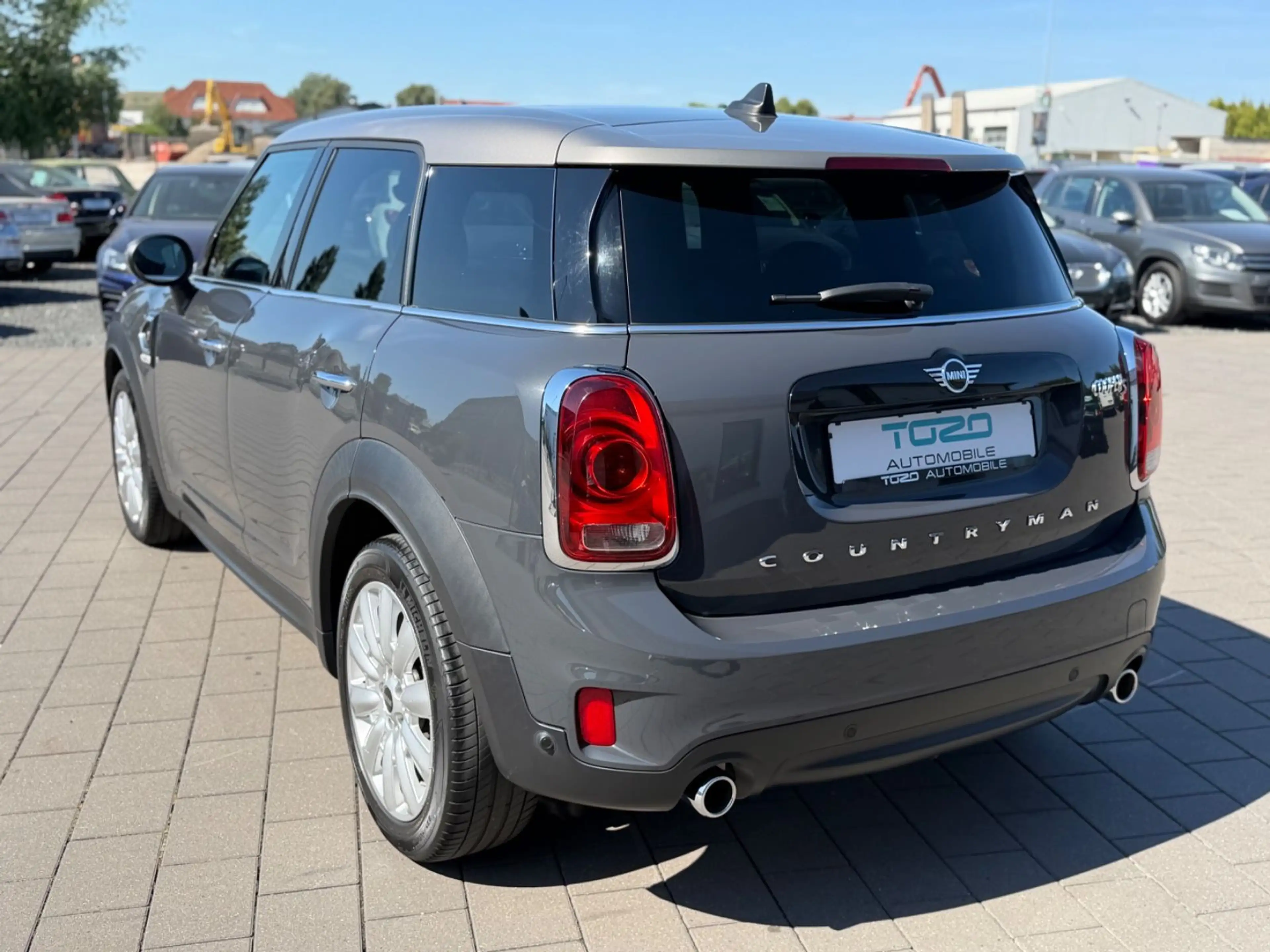 MINI Cooper Countryman S*LED*NAV*PANO*LEDER*AHK*2.HAND*TOP* — photo 6
