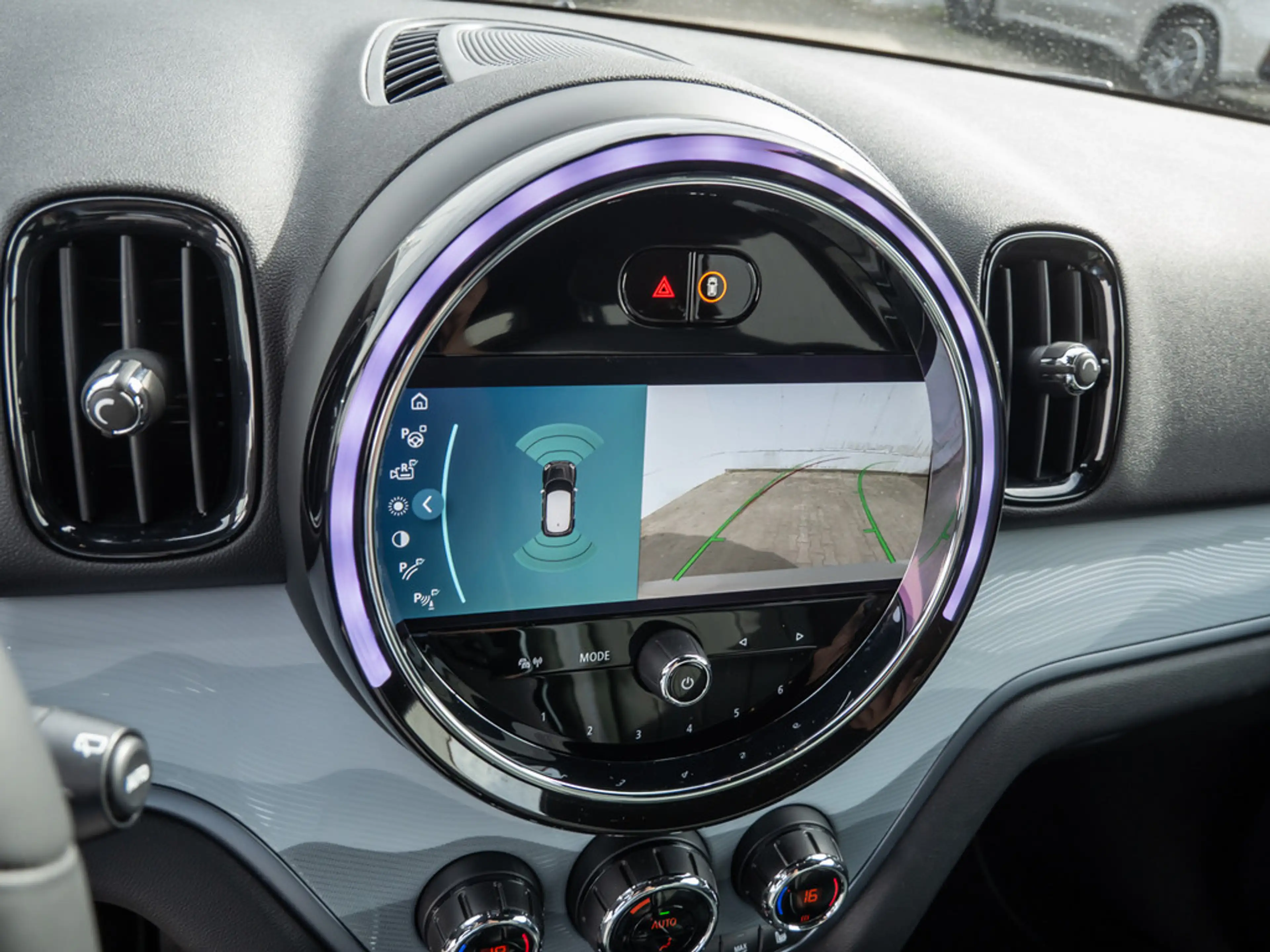 MINI Cooper Countryman — photo 14