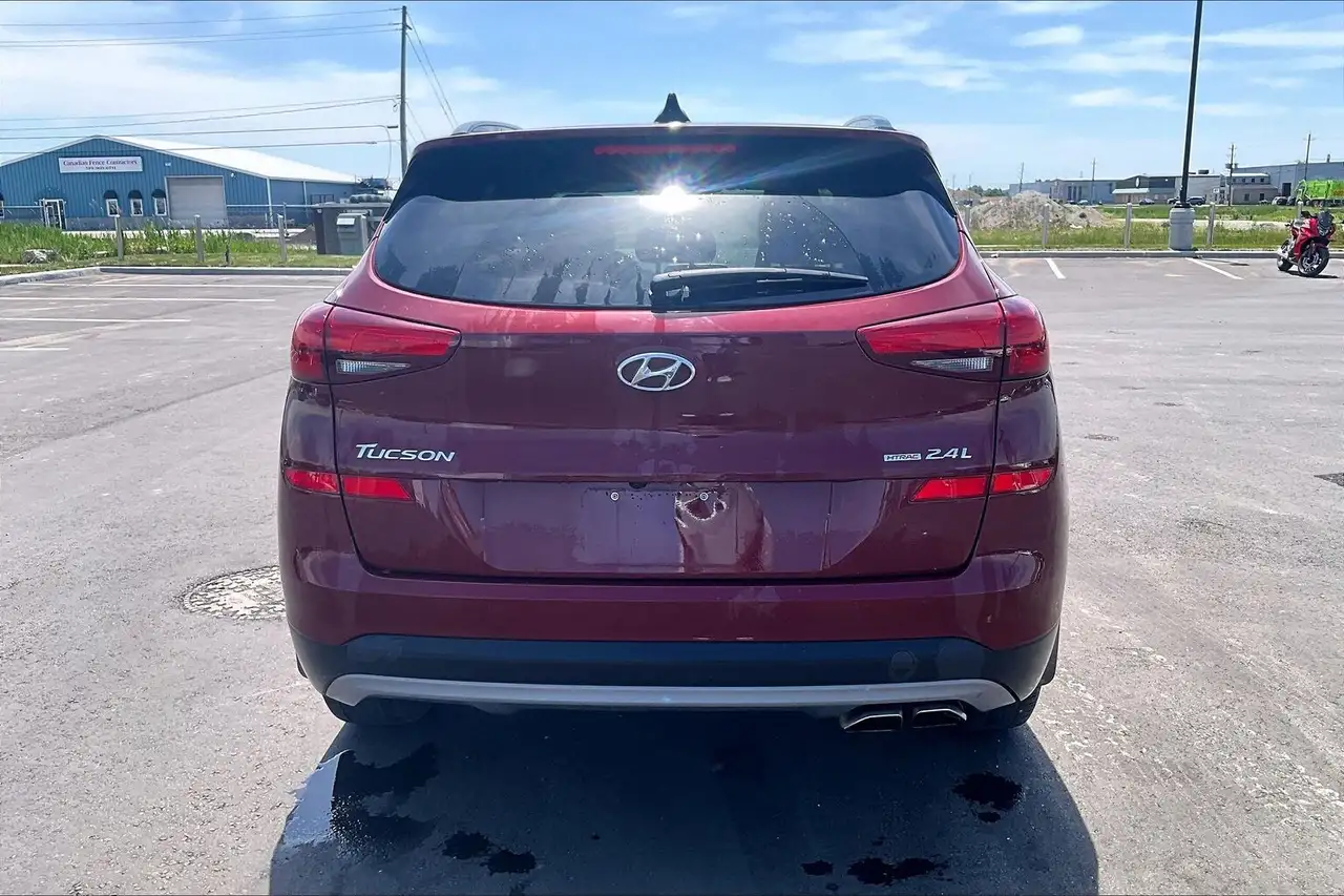 Hyundai TUCSON снимка Hyundai TUCSON