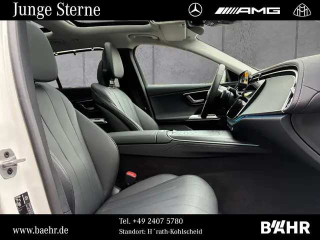 Mercedes-Benz E-Class view 5