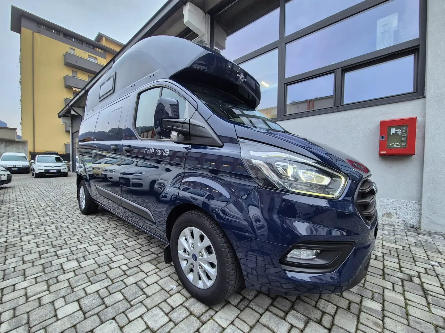 Ford Tourneo Custom WESTFALIA NUGGET PLUS Blau - 1