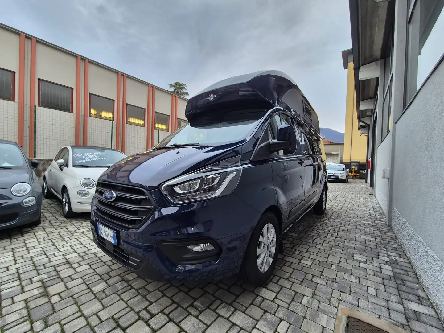 Ford Tourneo Custom WESTFALIA NUGGET PLUS Blau - 2