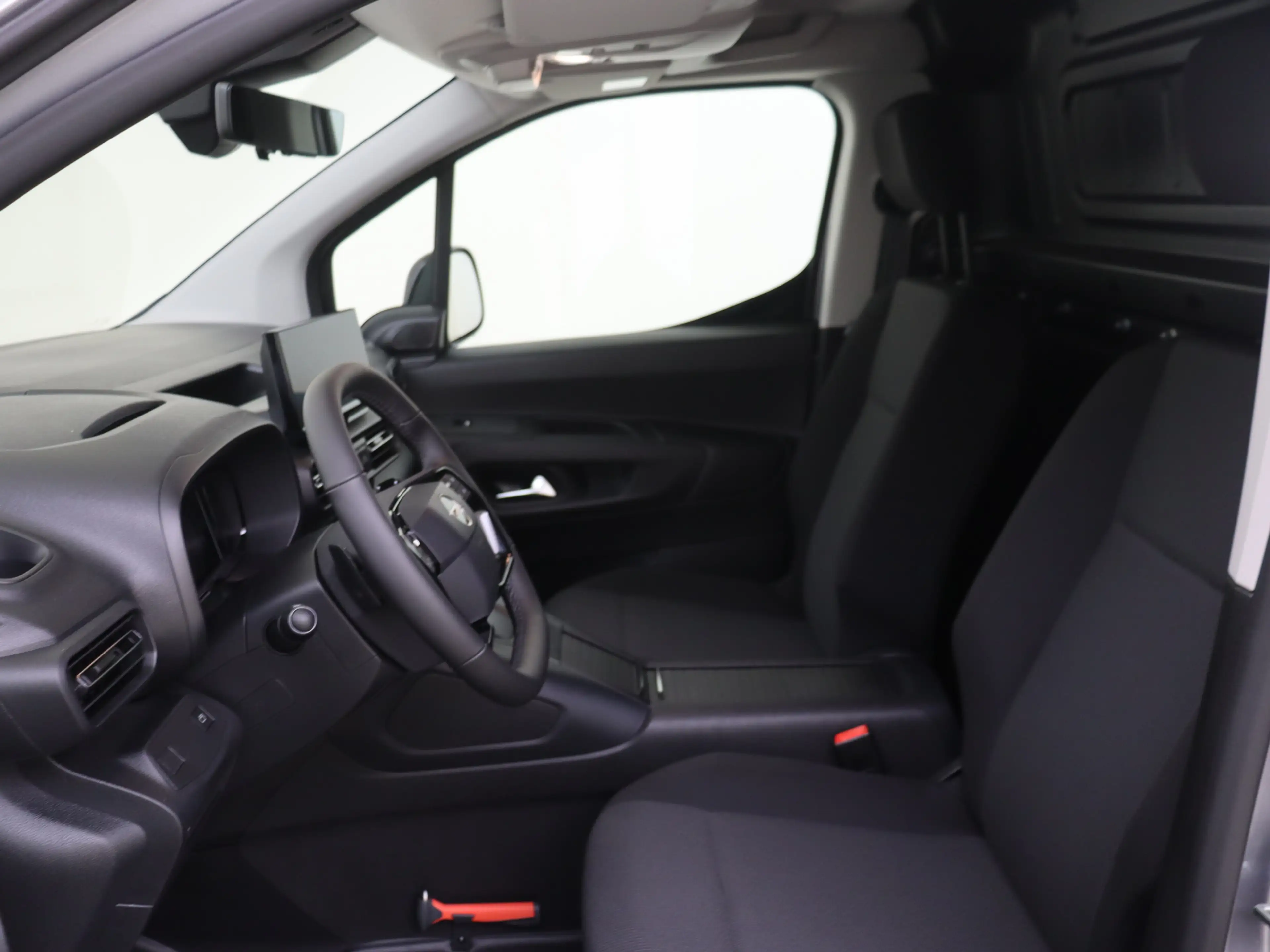Opel Combo-e Electric 136 L1 Tech 50kWh Compleet ! NRM demo — photo 10