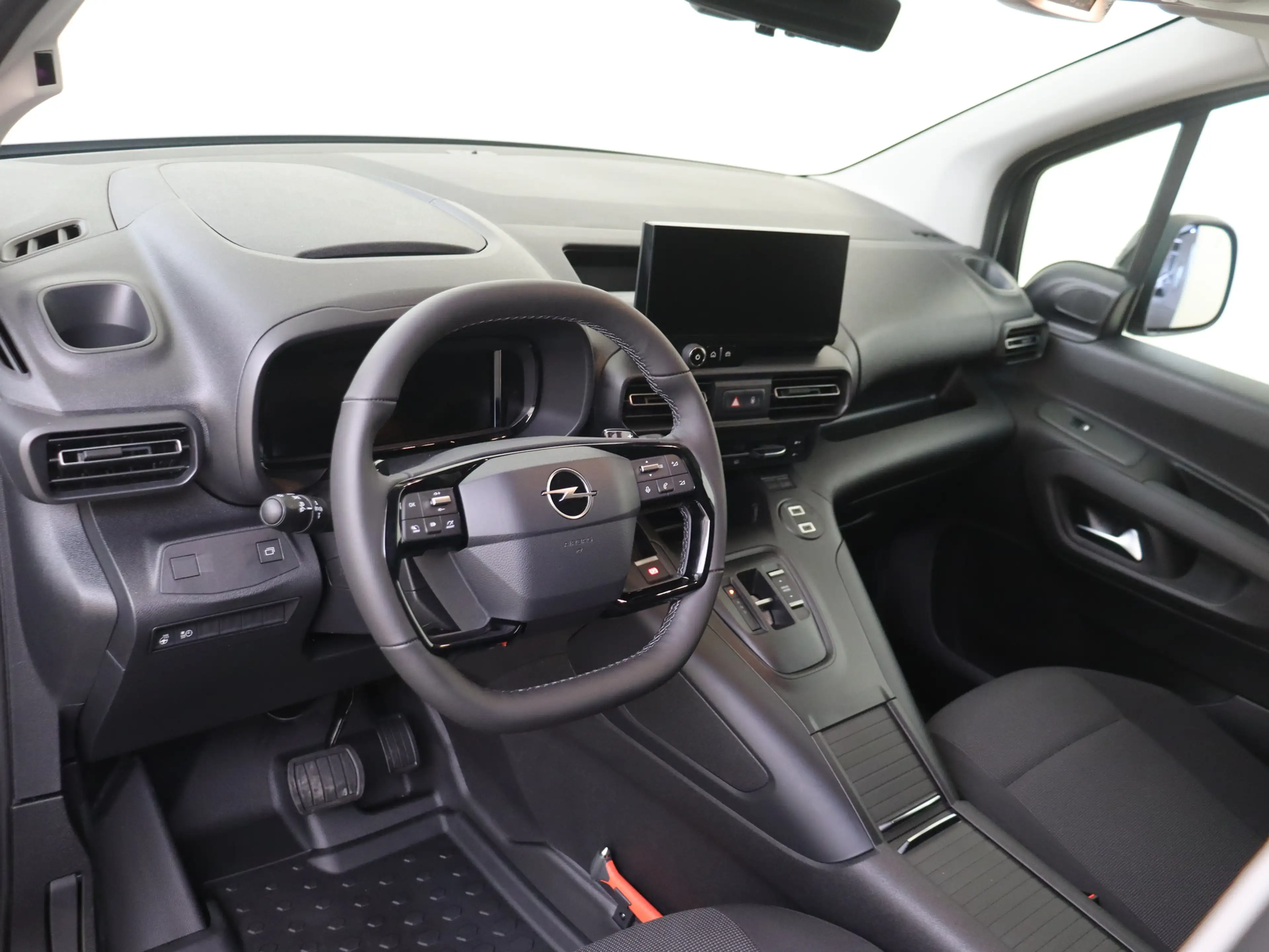 Opel Combo-e Electric 136 L1 Tech 50kWh Compleet ! NRM demo — photo 5