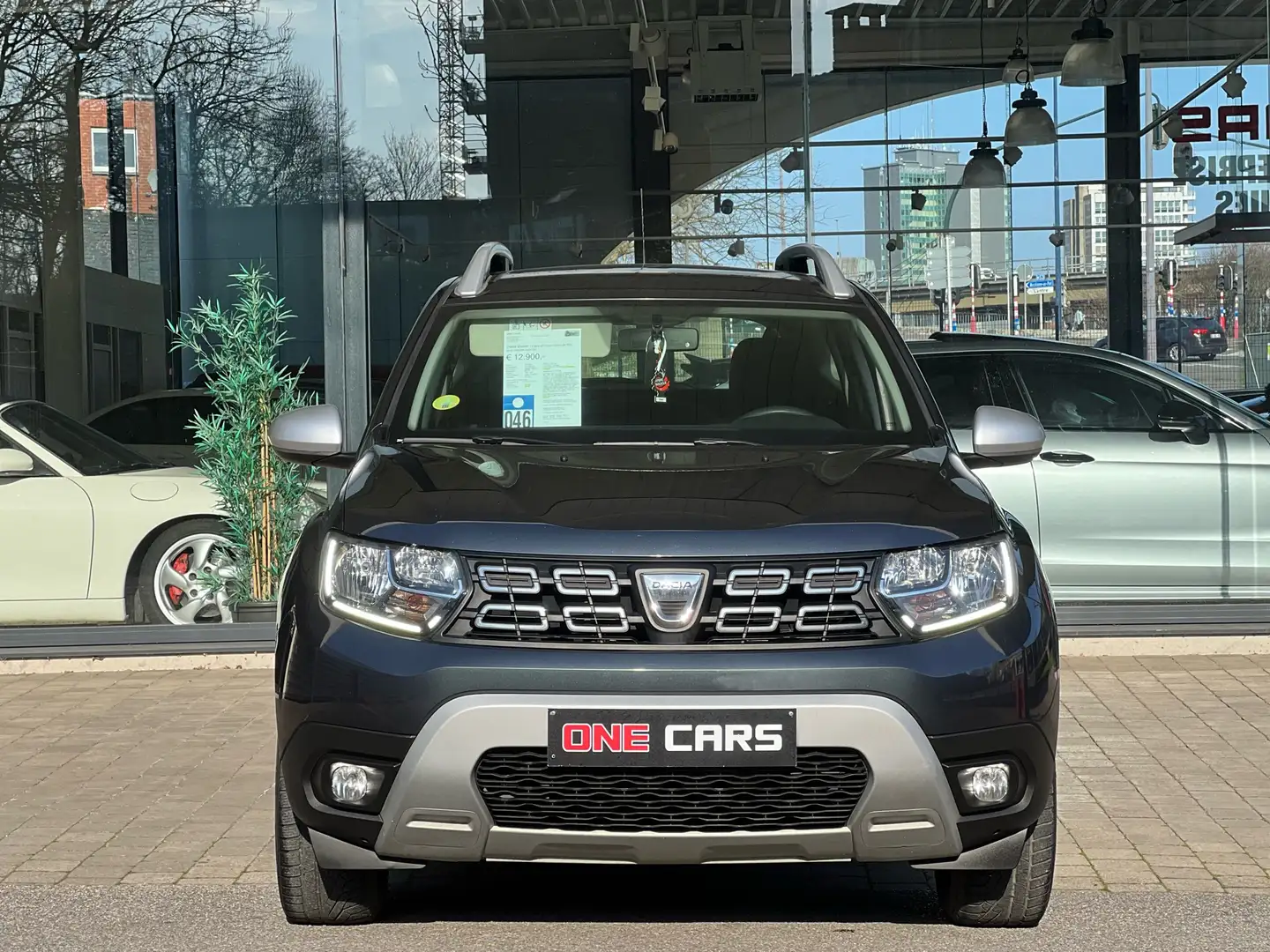 Dacia Duster 1.5 Blue dCi 115cv GPS-CLIM-PDC-JA16-1PROPR-GAR1AN Noir - 2