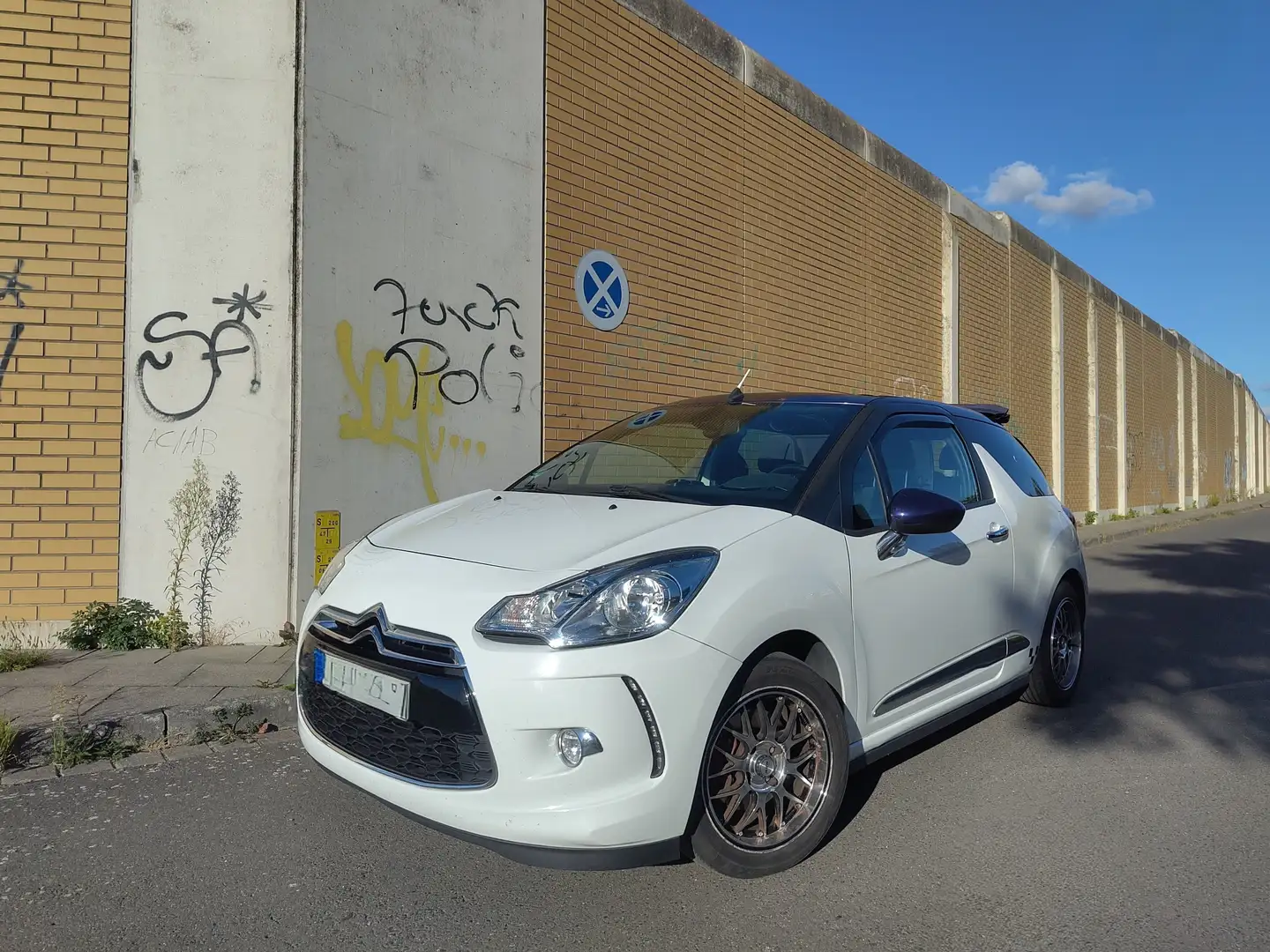 Citroen DS3 DS3 1.6 THP Cabrio 195 PS no Racing/ Performance White - 2