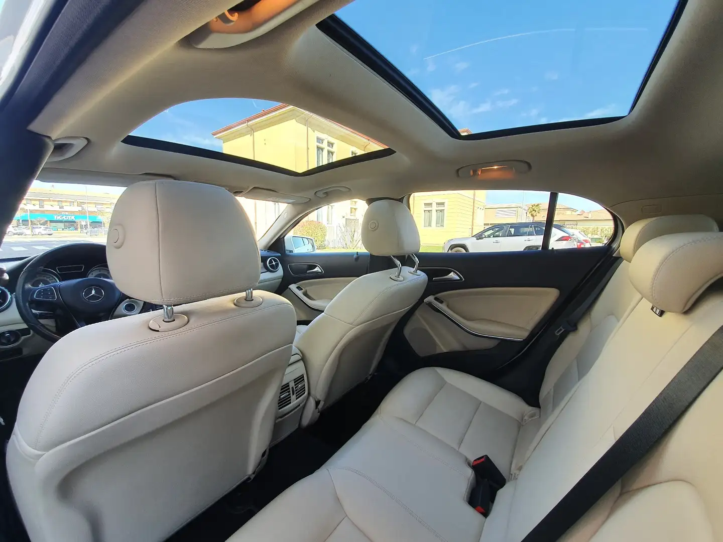 Mercedes-Benz GLA 220 d Sport 4matic 177cv auto - 1