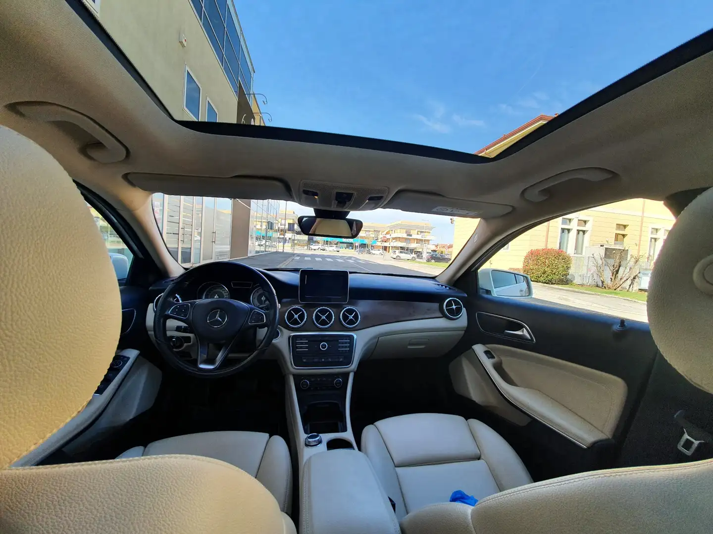 Mercedes-Benz GLA 220 d Sport 4matic 177cv auto - 2