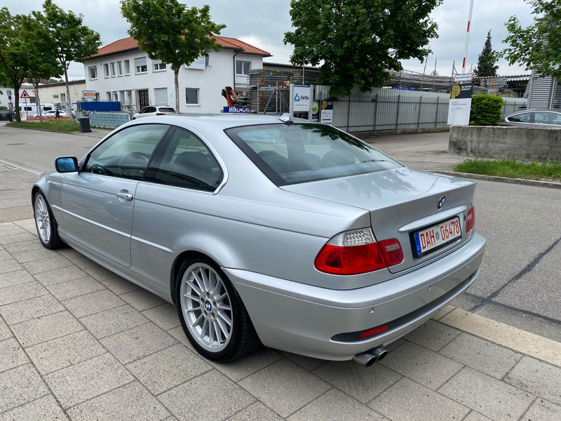 BMW 330 Ci Edition Exclusive — photo 4