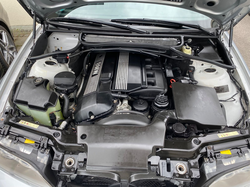 BMW 330 Ci Edition Exclusive — photo 11