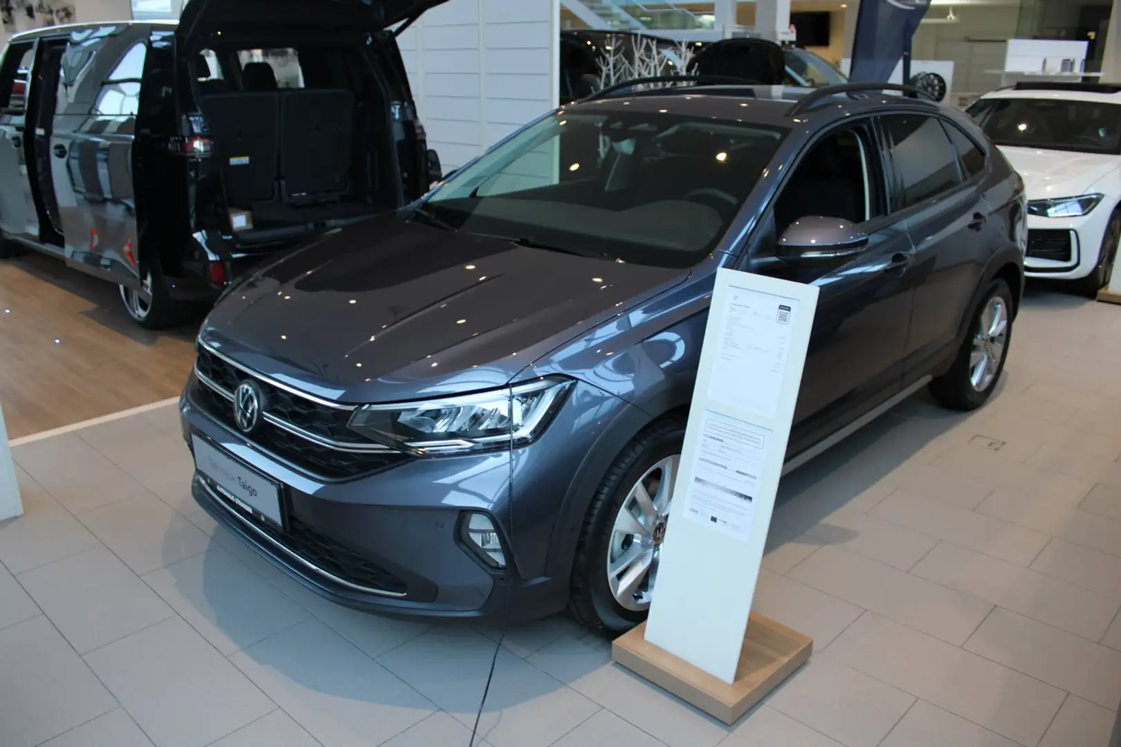 Volkswagen Taigo Friends TSI DSG Grau - 1