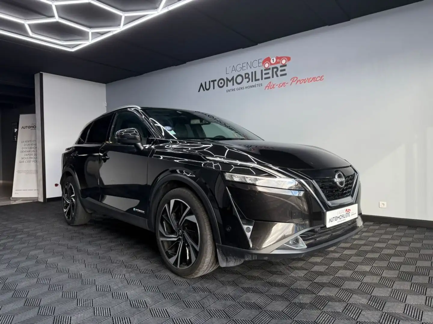 Nissan Qashqai 1.5 DIG-T 190 Hybrid TEKNA%2B Negro - 1