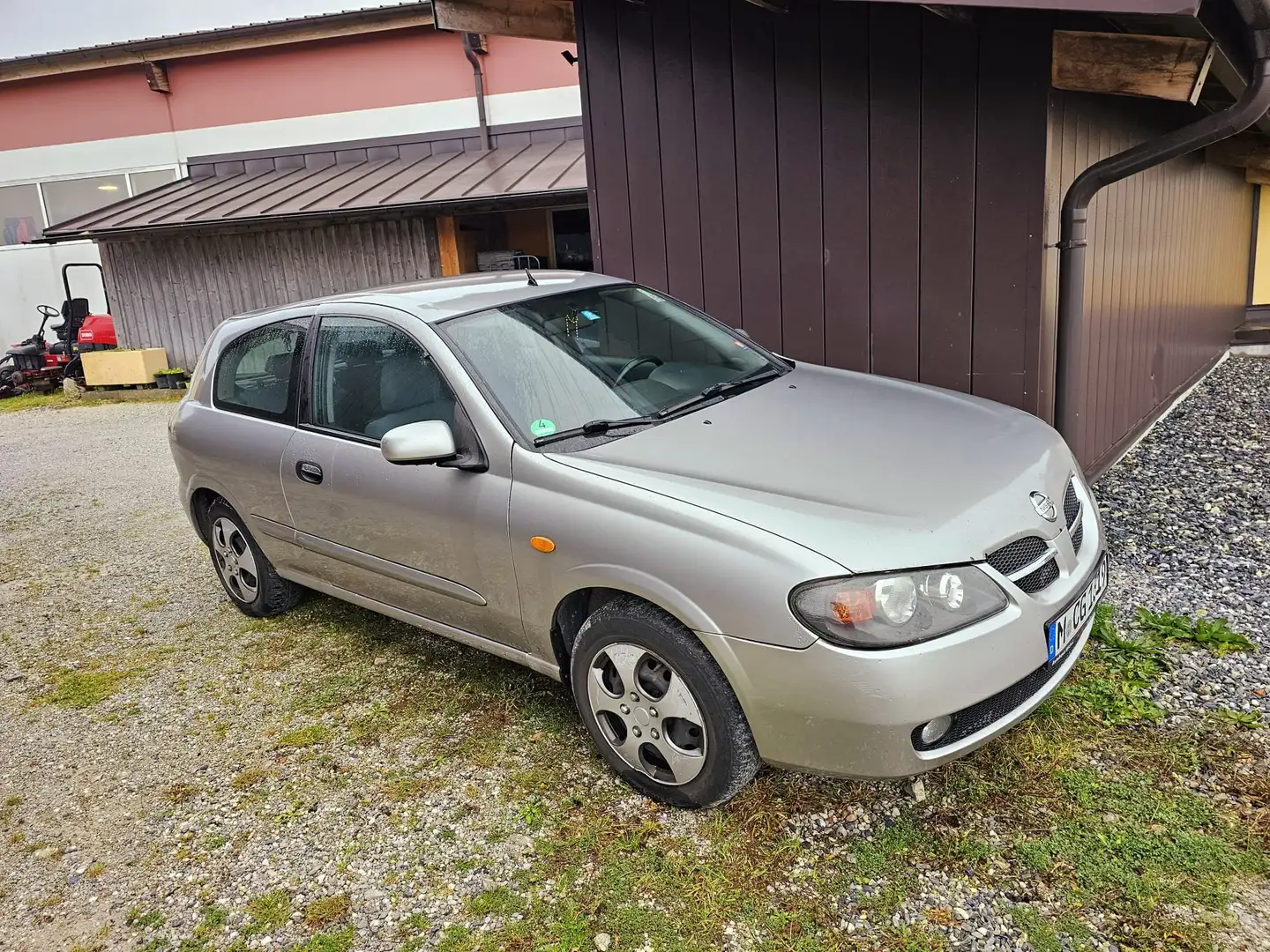 Nissan Almera Almera 1.5 acenta - 2