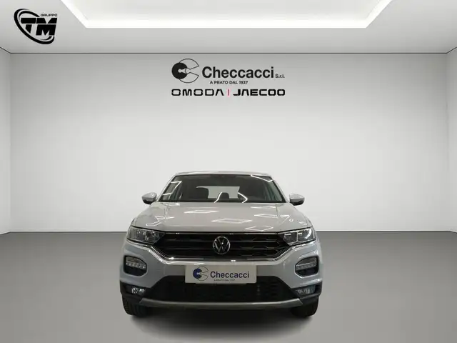 Volkswagen T-Roc view 4