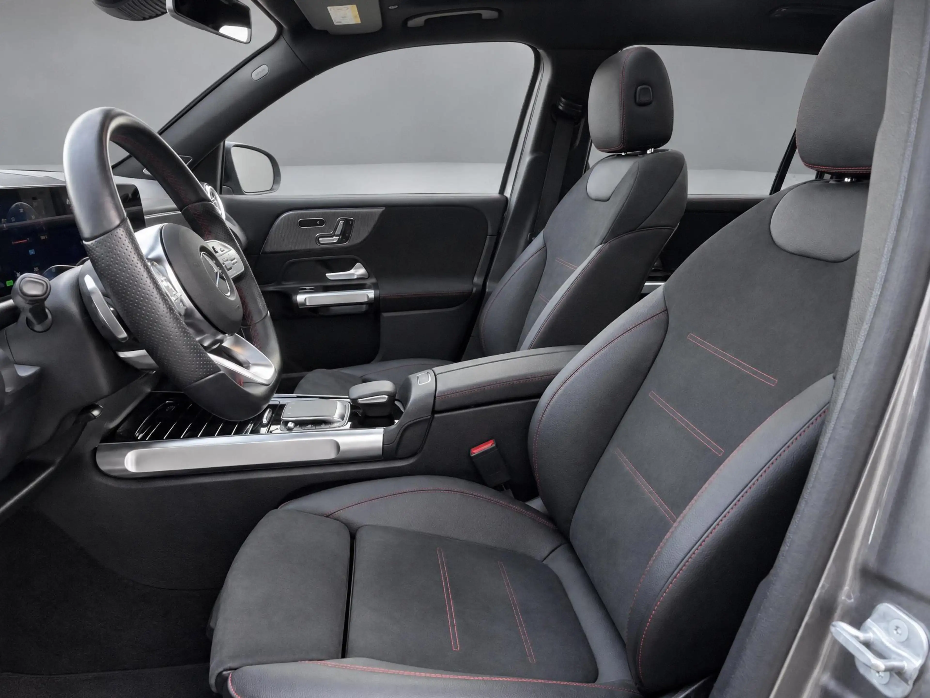 Mercedes-Benz EQB 350 4MATIC AMG Line 7p. 71 kWh — photo 7