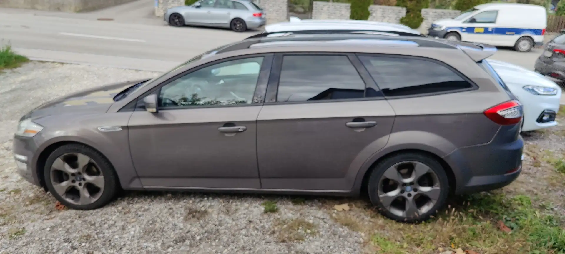 Ford Mondeo Traveller Trend 2,0 TDCi DPF Braun - 2