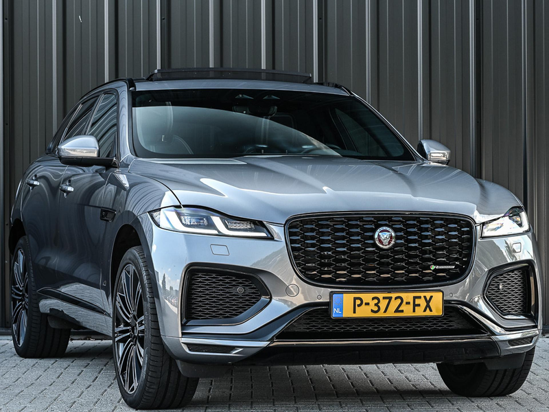 Jaguar F-Pace 2.0 P400e PHEV R-Dynamic SE | Panoramadak | 14-Weg — photo 35