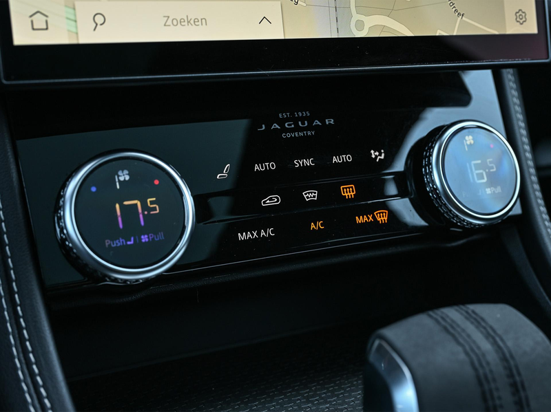 Jaguar F-Pace 2.0 P400e PHEV R-Dynamic SE | Panoramadak | 14-Weg — photo 29