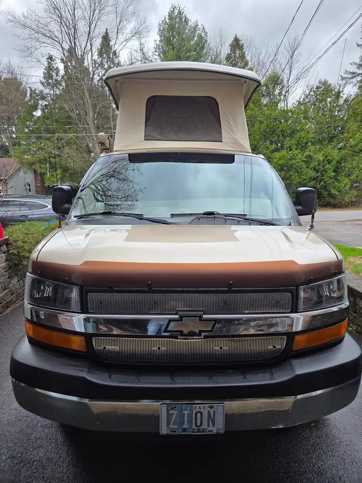Chevrolet Express 2500 снимка Chevrolet Express 2500