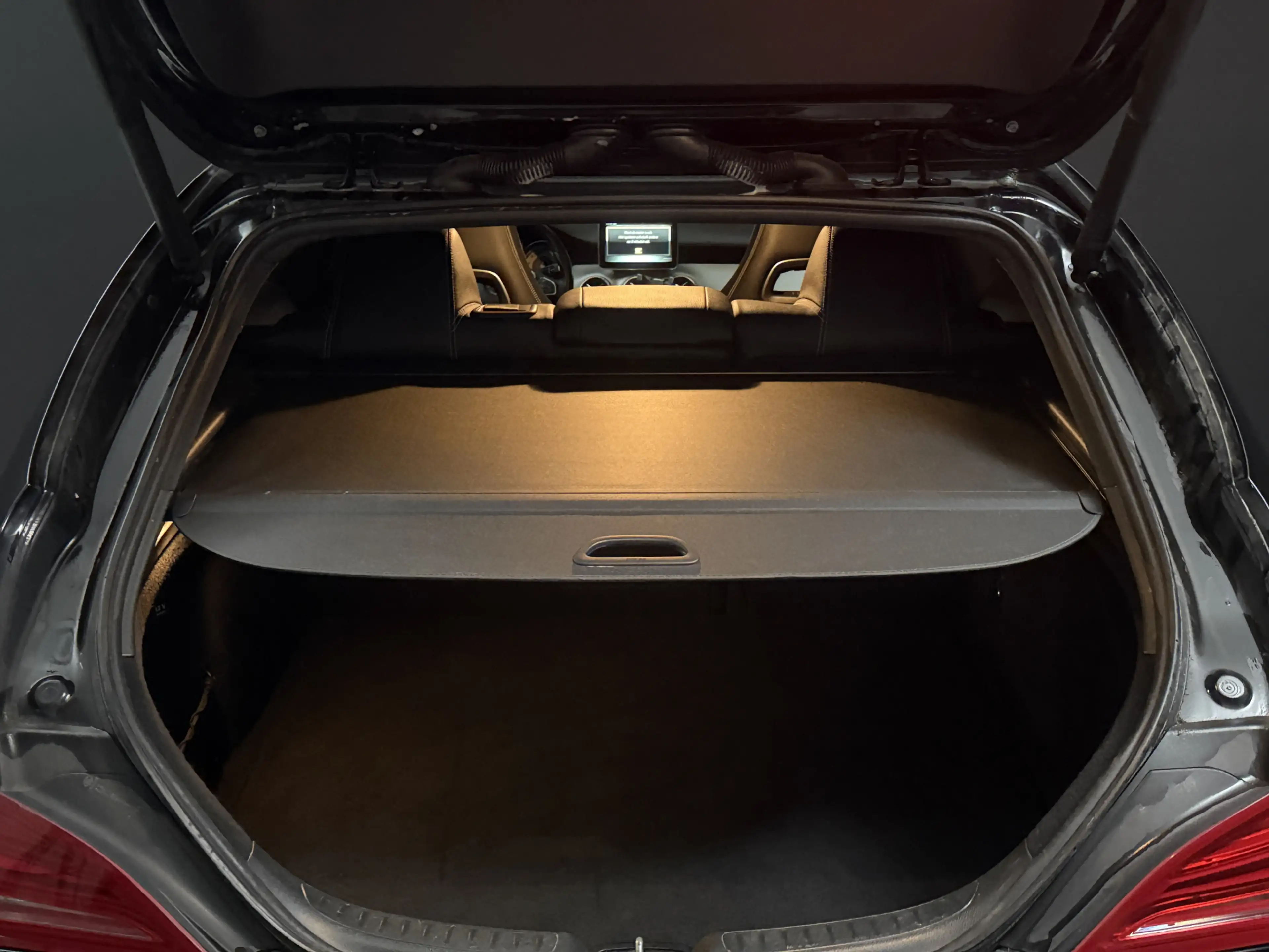 Mercedes-Benz CLA 180 Shooting Brake AMG-Line *Barotelli*Automaat*Super — photo 11