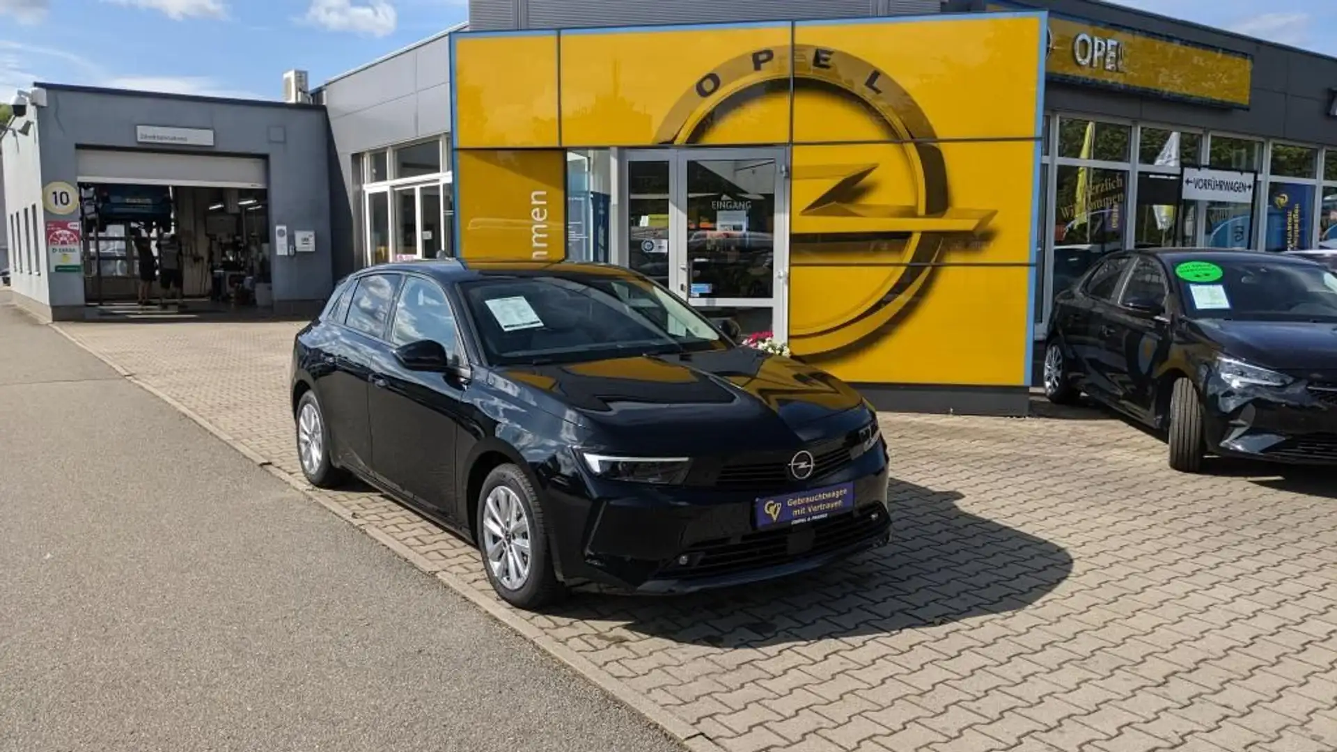 Opel Astra ASTRA OV5  1.2 Turbo 96 kW 130 PS Schwarz - 1