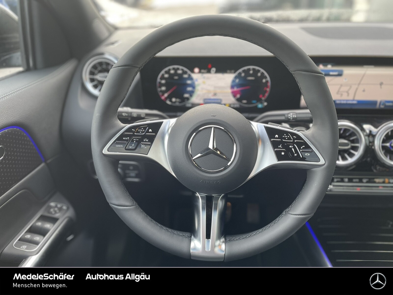 Mercedes-Benz GLA 200 GLA 200 Progressive Night AHK KeylGo Multib Pano — photo 4