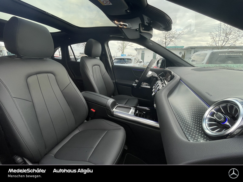 Mercedes-Benz GLA 200 GLA 200 Progressive Night AHK KeylGo Multib Pano — photo 5