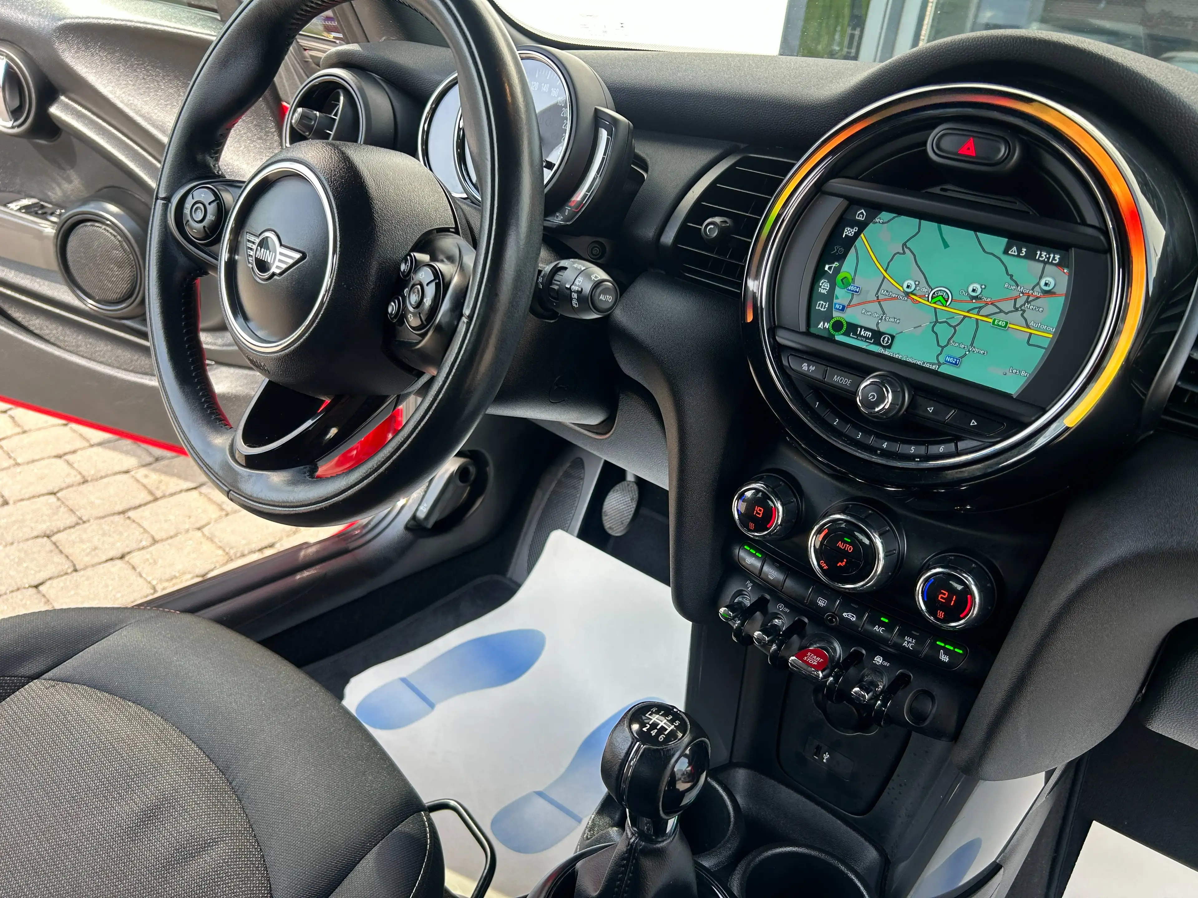 MINI One 1.5i *GARANTIE*FULL LED*SIEGES CHAUFF*GPS*CRUISE* — photo 10
