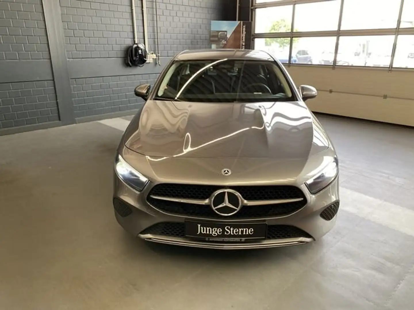 Mercedes-Benz A 200 A 200 Progressive Adv. Multibeam MBUX Kamera Grau - 2
