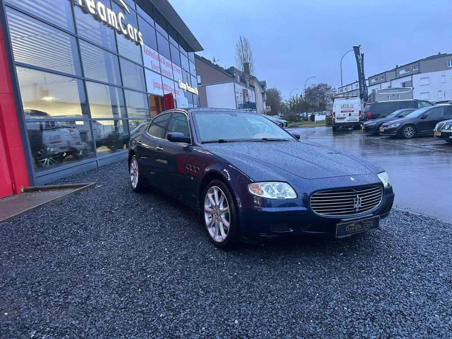 Maserati Quattroporte 401 CHEVAUX Blau - 2