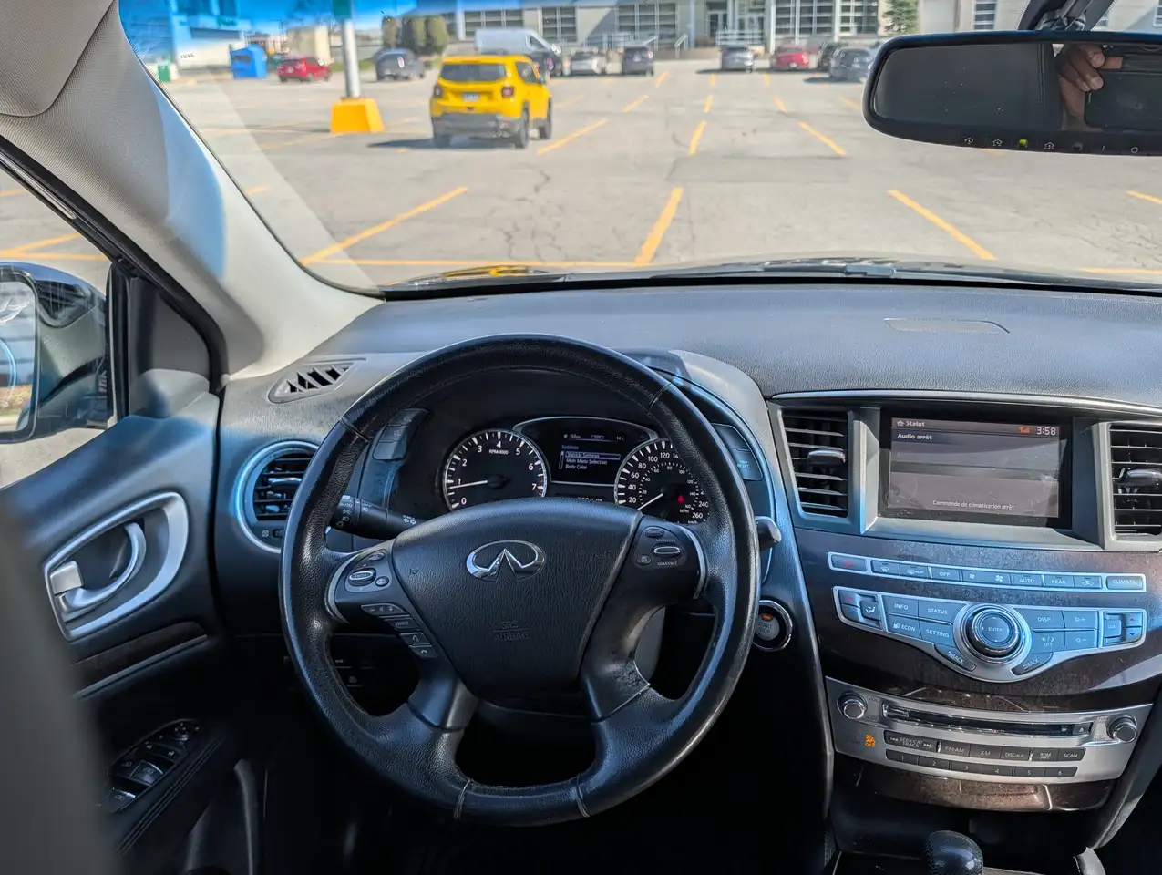 Infiniti QX60 снимка Infiniti QX60