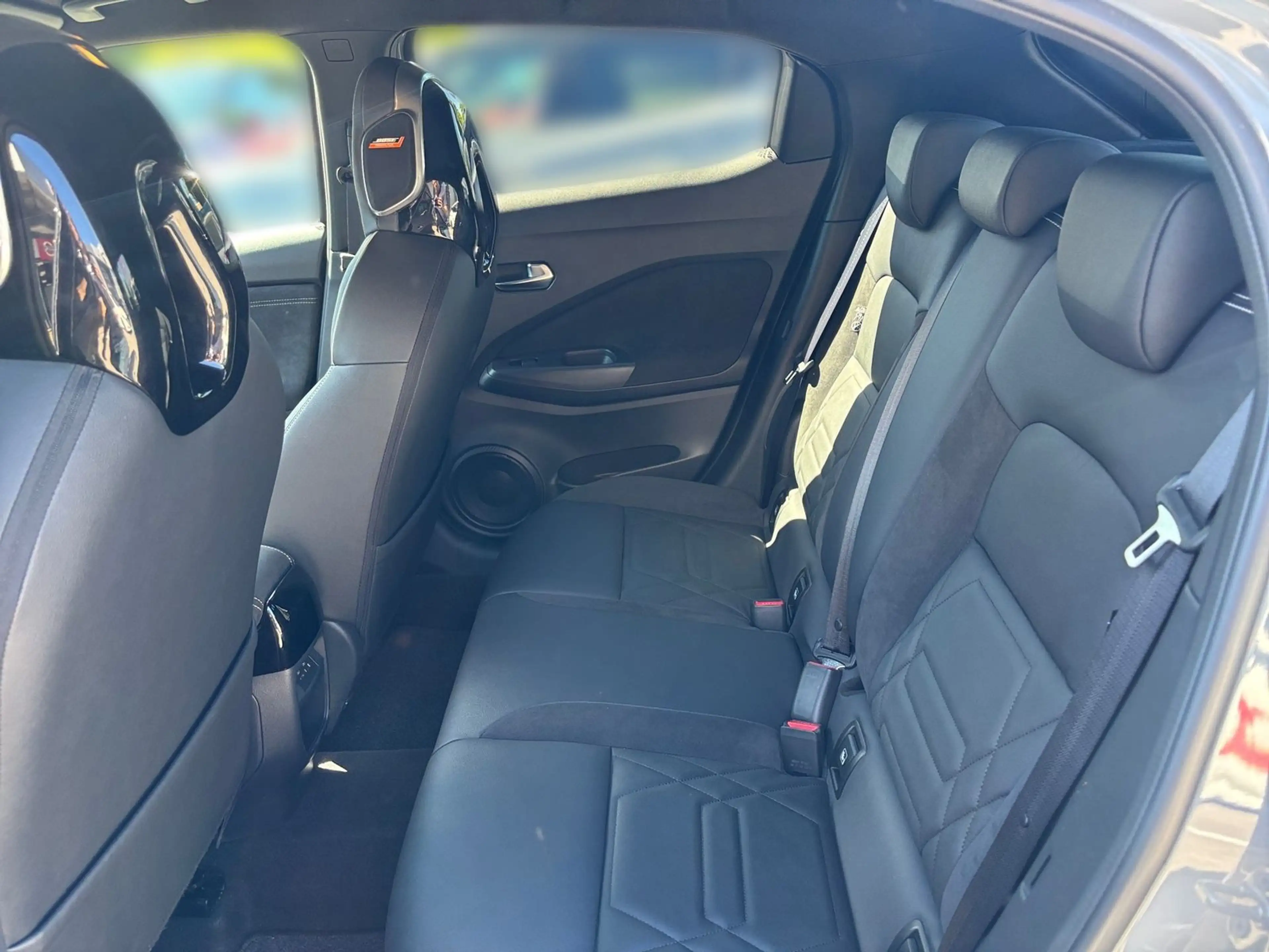 Nissan Juke 1.6 Hybrid 4AMT Automatik - N-Design — photo 11