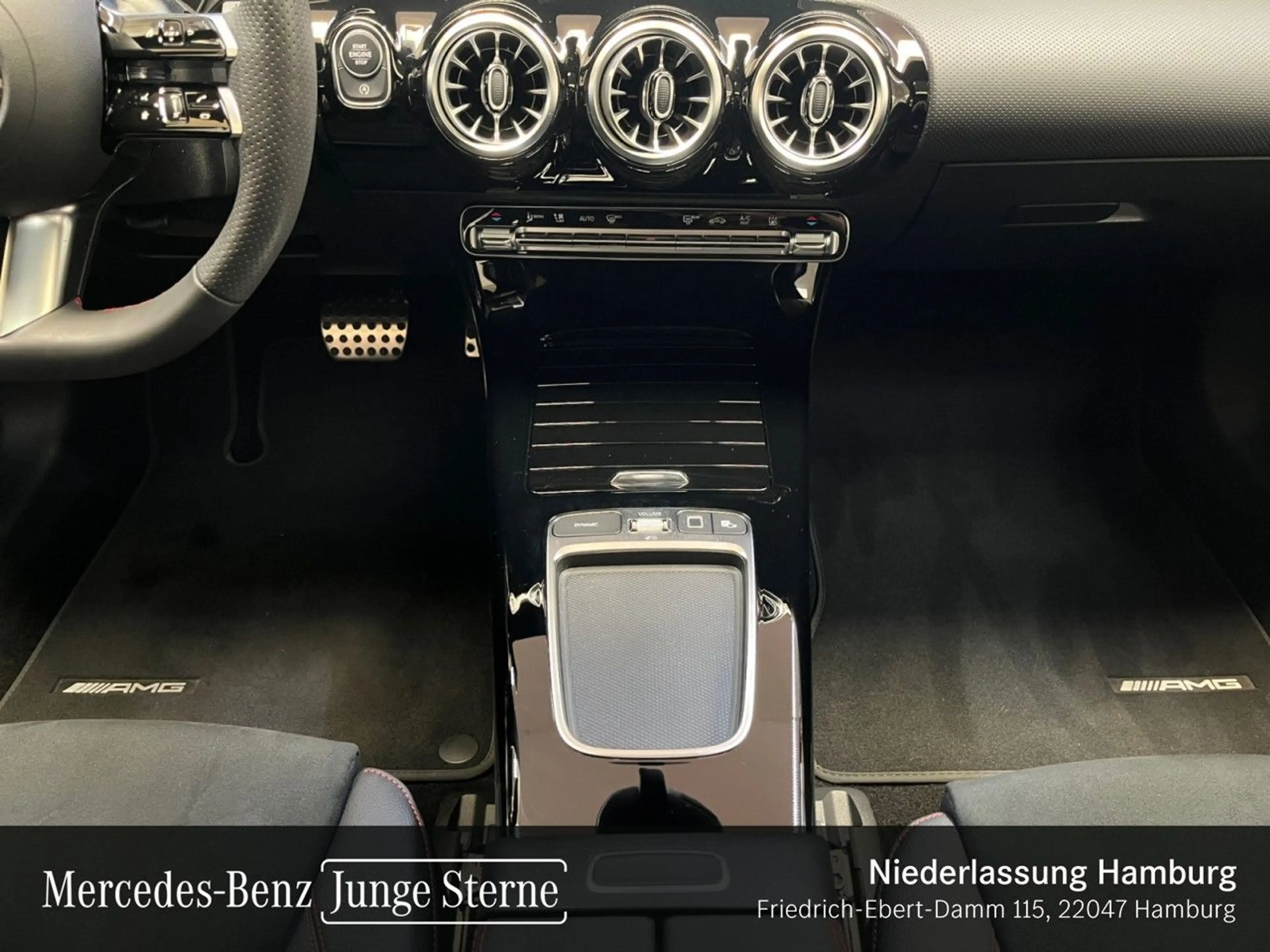 Mercedes-Benz A 250 4M AMG+NIGHT+PANO+360°+MULTIBEAM+STHZG+HUD — photo 15