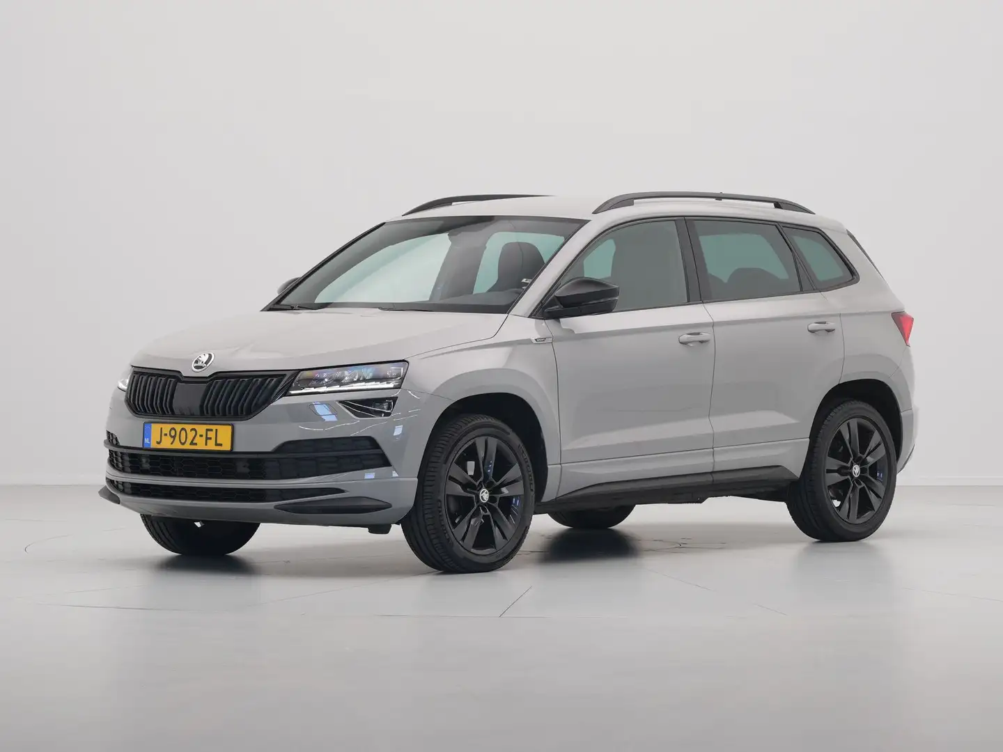 Skoda Karoq 1.5 TSI ACT 150pk Sportline Business Navigatie Dig Gris - 2