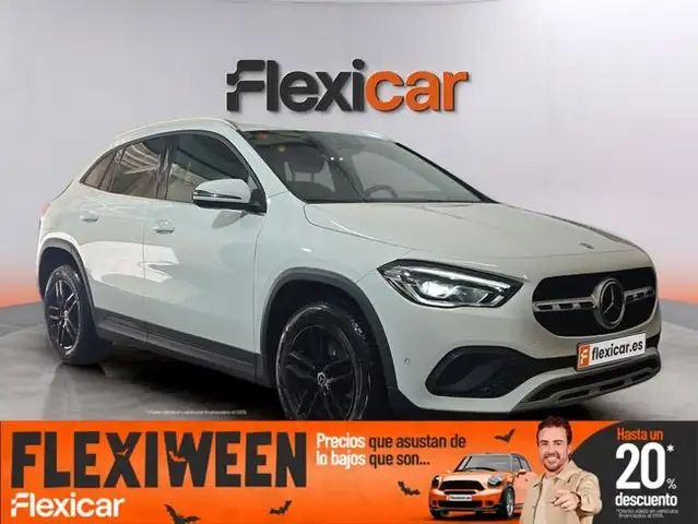 Mercedes-Benz GLA 250 250e