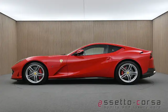 Ferrari 812 Superfast*Lift*Carbon*7013km*Rosso Corsa