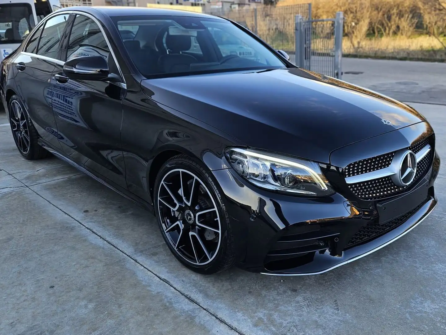 Mercedes-Benz C 220 C 220 d Premium auto Schwarz - 1