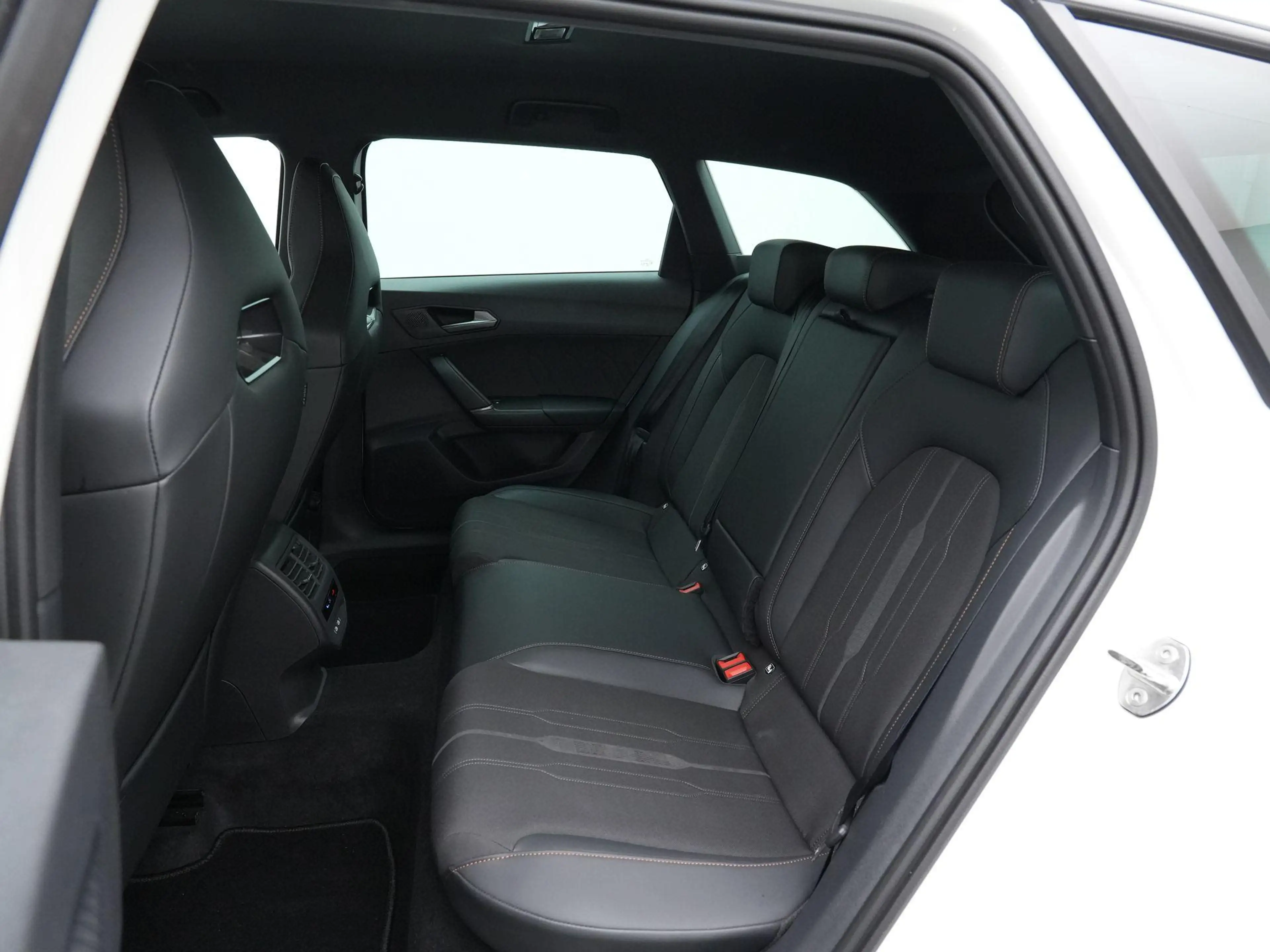 CUPRA Leon Sportstourer 1.4 e-Hybrid 245pk VZ Business | SOH — photo 9